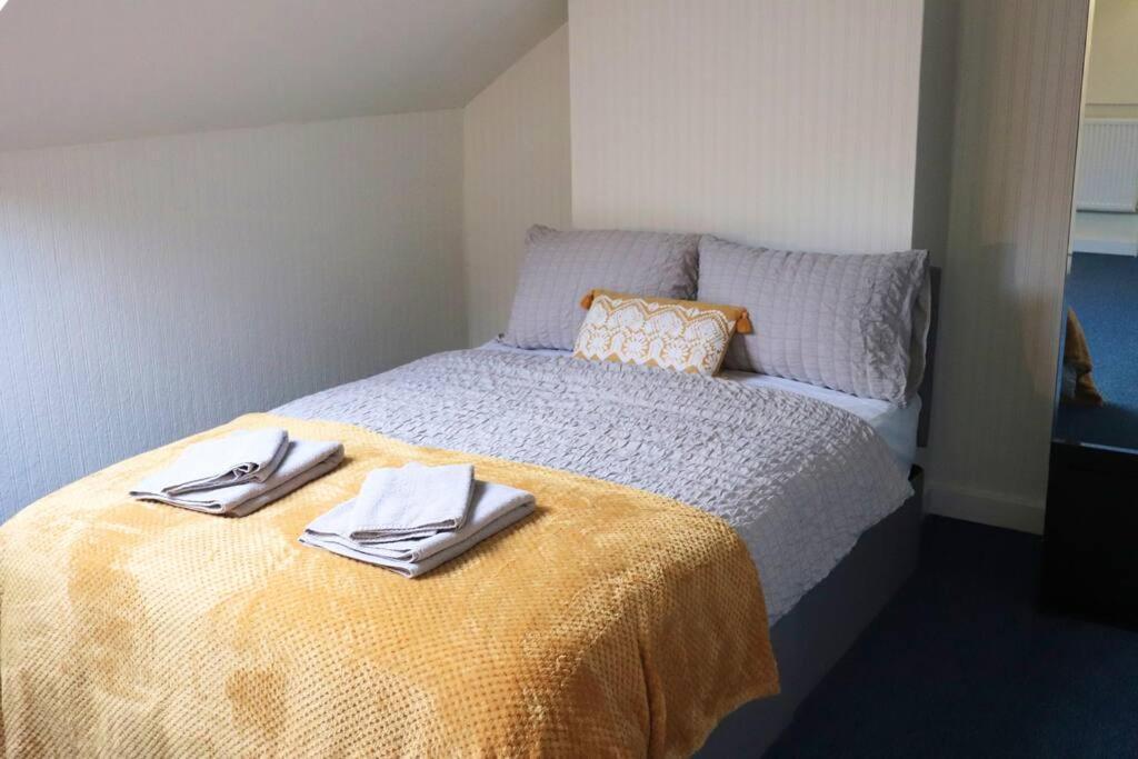 شقة Peaceful 2 Bed House Free Wifi And Parking ليدز المظهر الخارجي الصورة